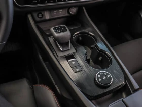 Nissan Rogue Rock Creek AWD, снимка 13