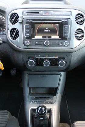 VW Tiguan 2.0 TDI EURO 5B С РЕГИСТРАЦИЯ   , снимка 11