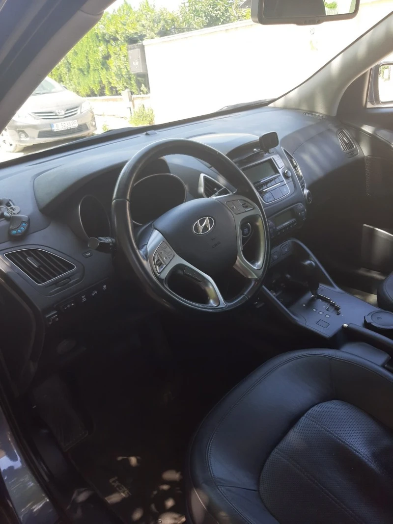 Hyundai IX35, снимка 3 - Автомобили и джипове - 48510304