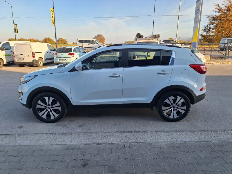 Kia Sportage 1.7д* 6ск/Лед/Топ* , снимка 5 - Автомобили и джипове - 48173228