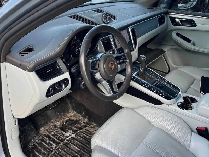 Porsche Macan * GTS * CARFAX * БЕЗ ПЪРВОНАЧАЛНА ВНОСКА, снимка 5 - Автомобили и джипове - 52940892