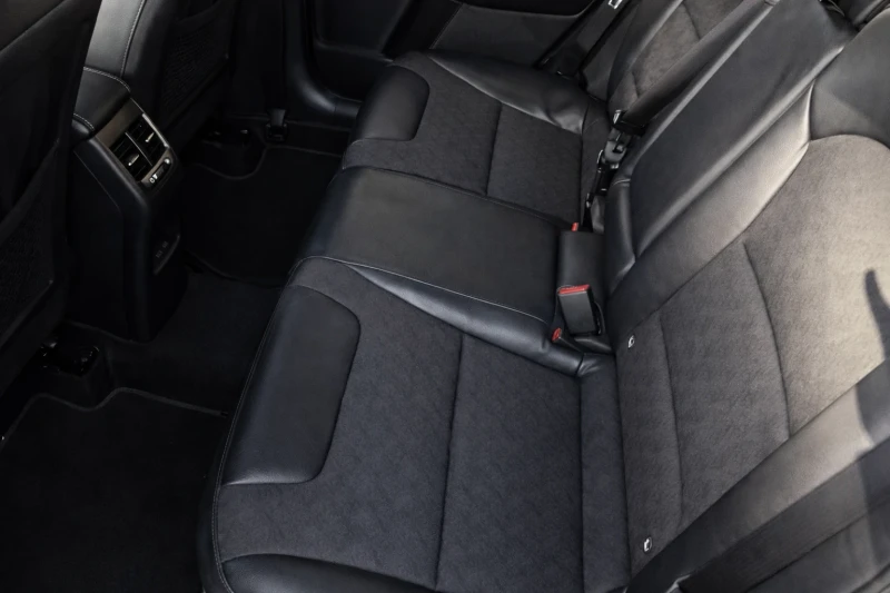 Kia Niro 1.6Hybrid 141ks., снимка 7 - Автомобили и джипове - 53473830