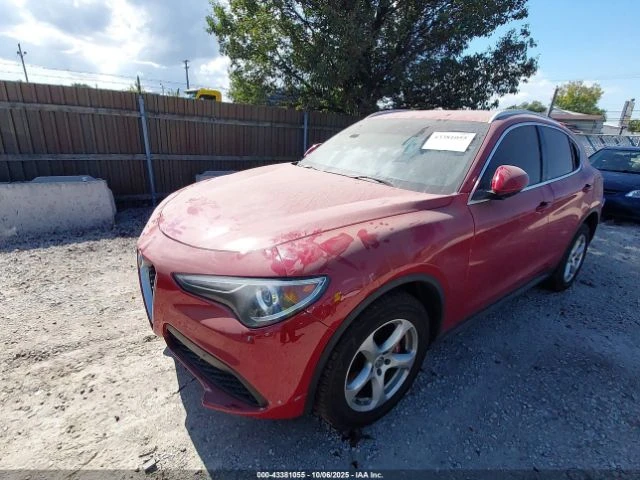 Alfa Romeo Stelvio DISTRONIC* KEYLESS* ПОДГРЕВ* КАМЕРА* LANE ASSIST - изображение 3