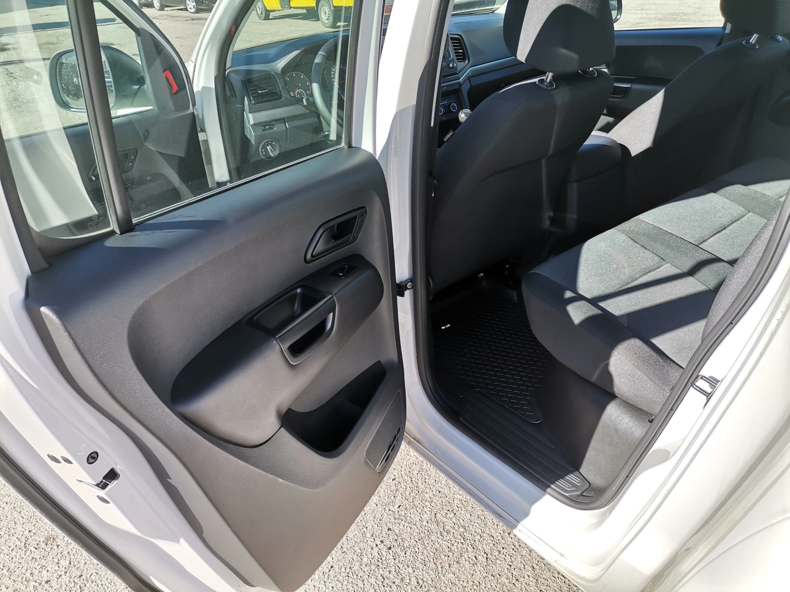 VW Amarok | Mobile.bg   16