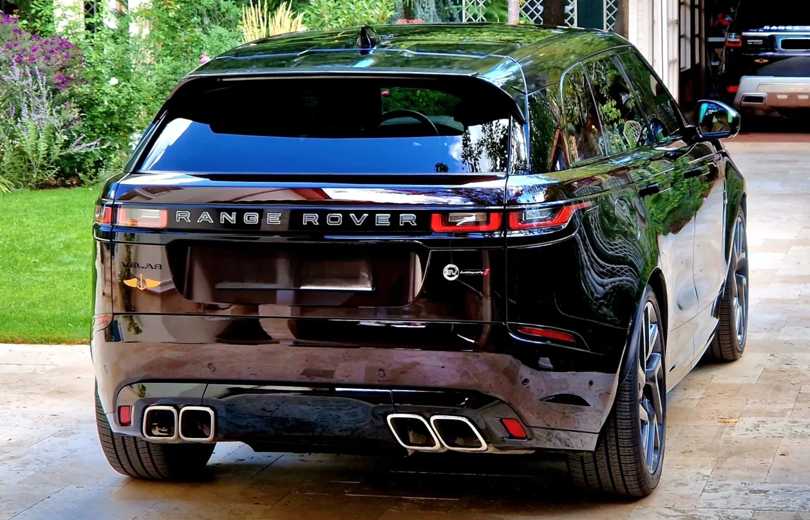 Land Rover Range Rover Velar SV Autobiography Dynamic 5.0 V8 - изображение 2