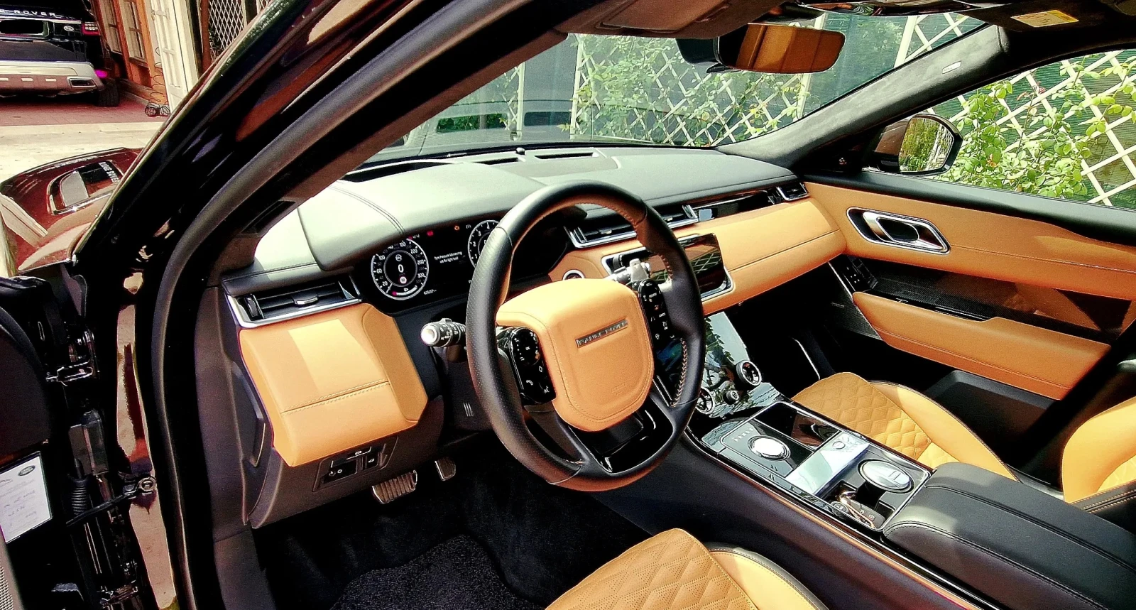 Land Rover Range Rover Velar SV Autobiography Dynamic 5.0 V8 - изображение 7