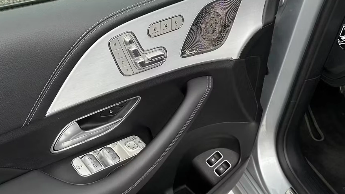 Mercedes-Benz GLE 400e 4Matic AMG Line - изображение 4