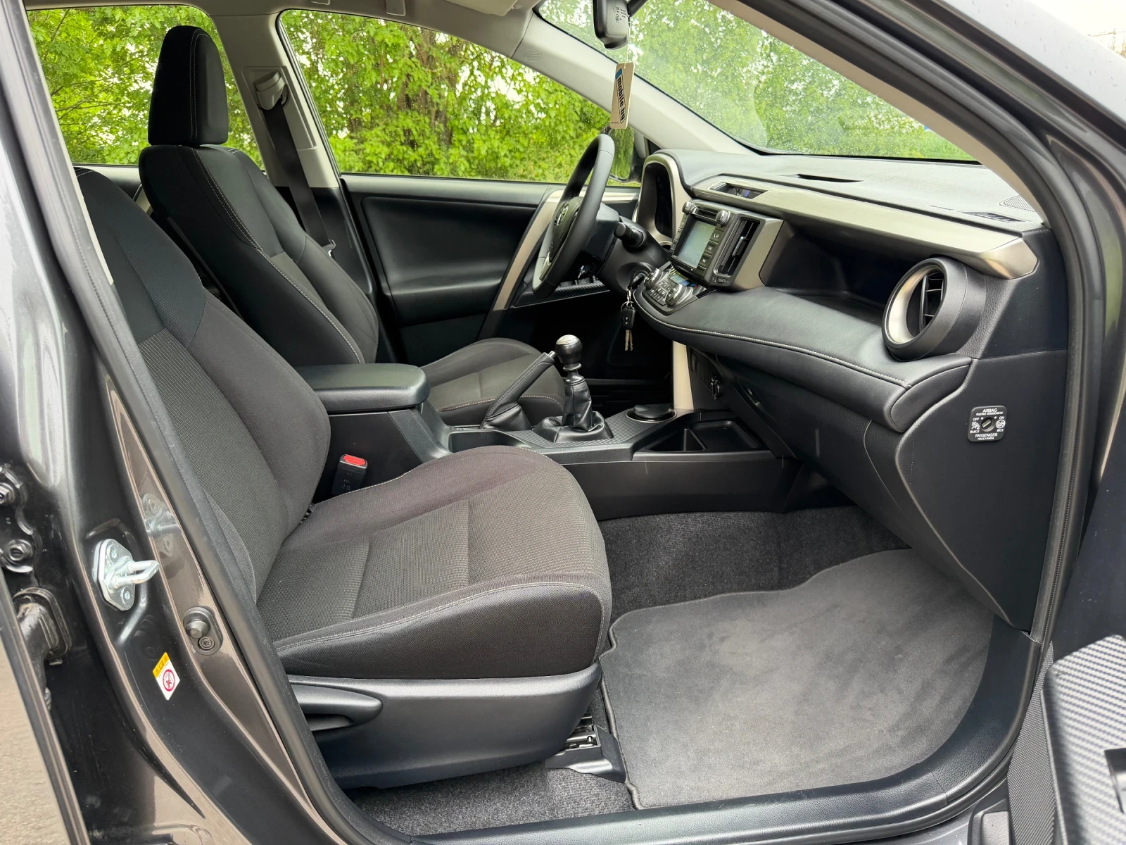 Toyota Rav4 2.0D 122кс Нави Кам 6-ск 3-ключа 14г История.LED, снимка 14 - Автомобили и джипове - 53714090