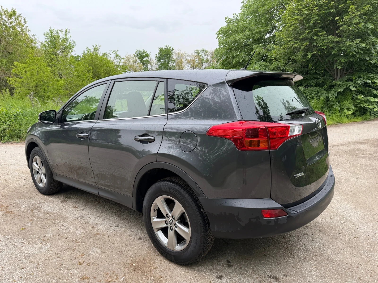 Toyota Rav4 2.0D 122кс Нави Кам 6-ск 3-ключа 14г История.LED, снимка 4 - Автомобили и джипове - 53714090