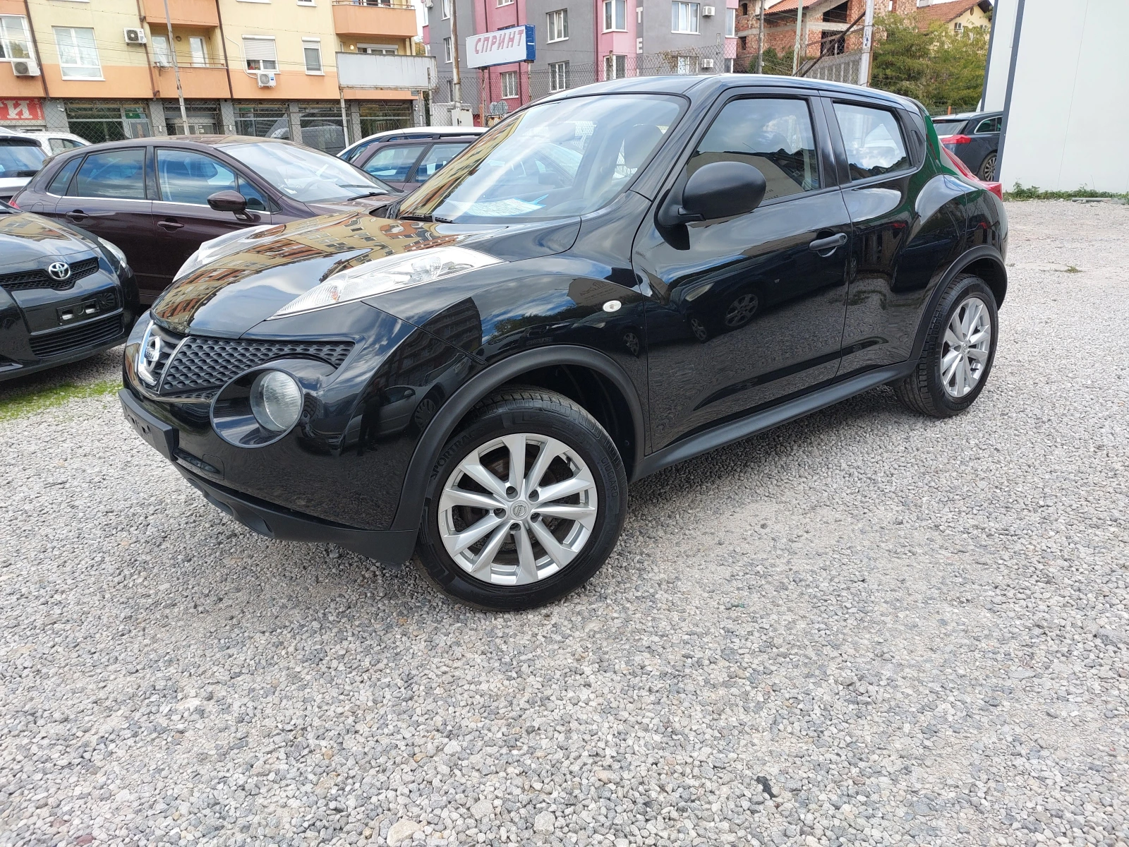 Nissan Juke 1.6i, снимка 4 - Автомобили и джипове - 55112031