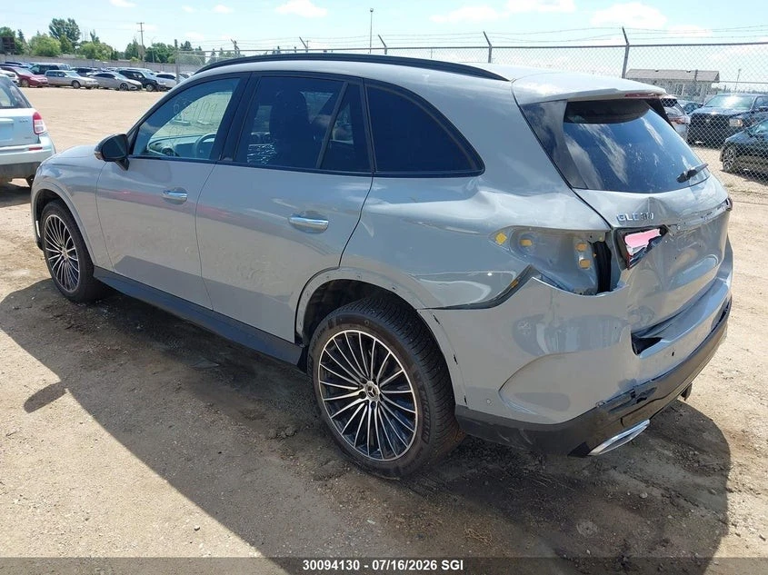 Mercedes-Benz GLC 300 4MATIC Автокредит Цена до България, снимка 4 - Автомобили и джипове - 55463166