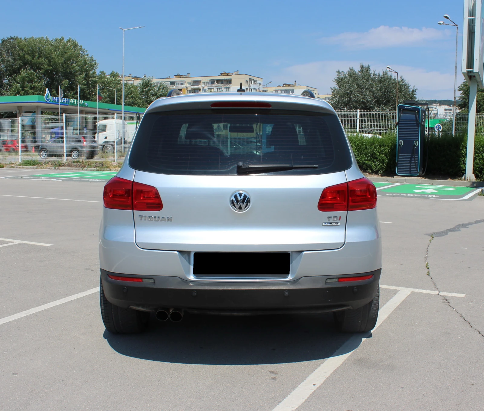 VW Tiguan 2.0 TDI EURO 5B С РЕГИСТРАЦИЯ   , снимка 6 - Автомобили и джипове - 55541854