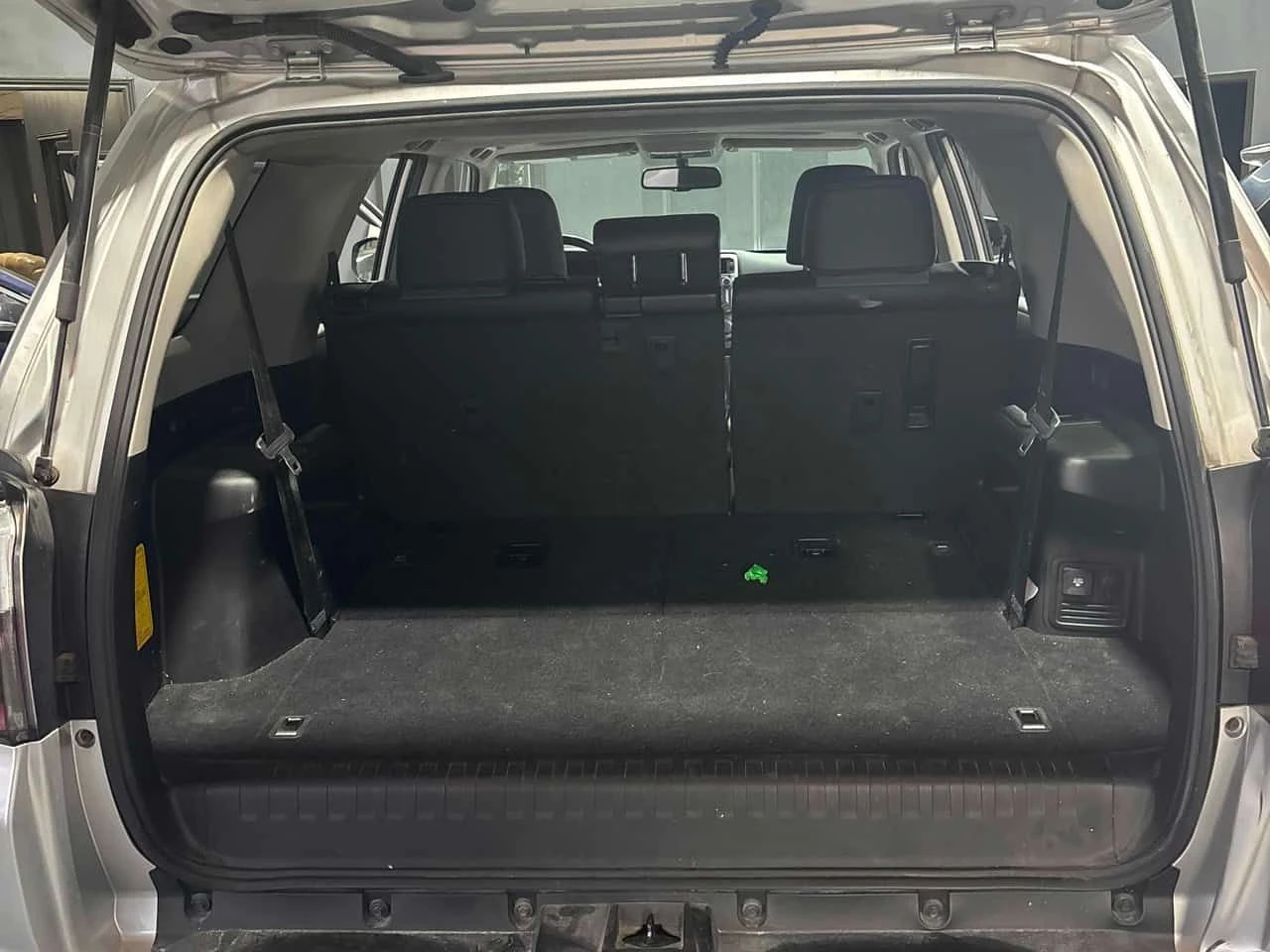 Toyota 4runner * 4WD * CARFAX * ОПЦИЯ ЗА ФИНАНСИРАНЕ , снимка 12 - Автомобили и джипове - 55623967