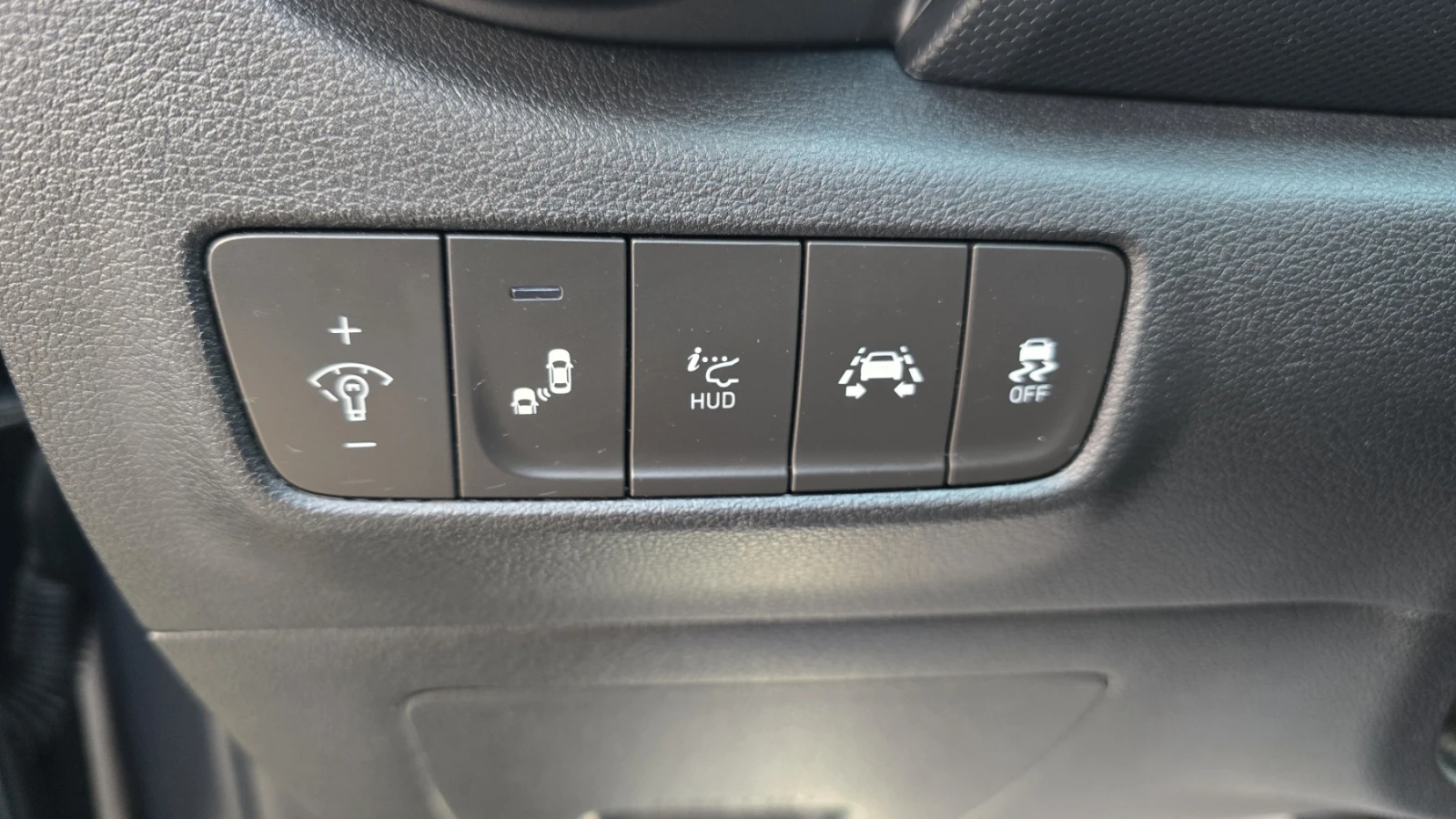 Hyundai Kona Key Go Подгрев седалки , снимка 12 - Автомобили и джипове - 56046357