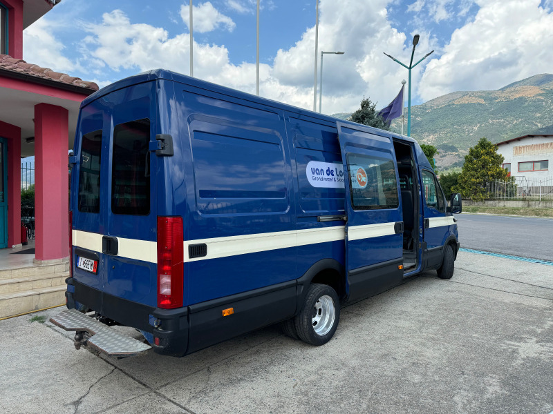 Iveco Daily 3.0HPI* 35c14* 6+ 1места* Климатик* MAXI база, снимка 14 - Бусове и автобуси - 46671342