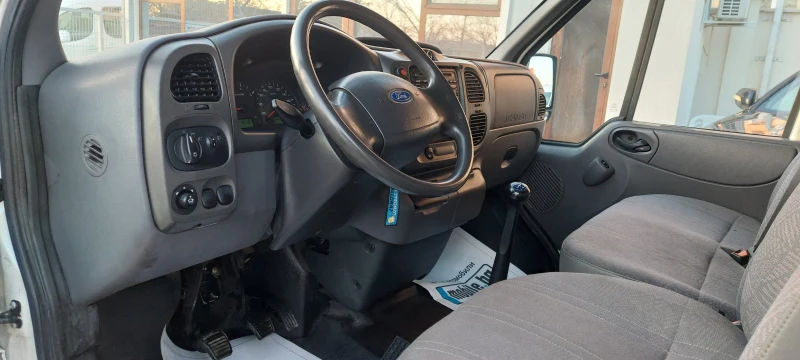 Ford Transit 2.4 tdci клима, снимка 10 - Бусове и автобуси - 48722342