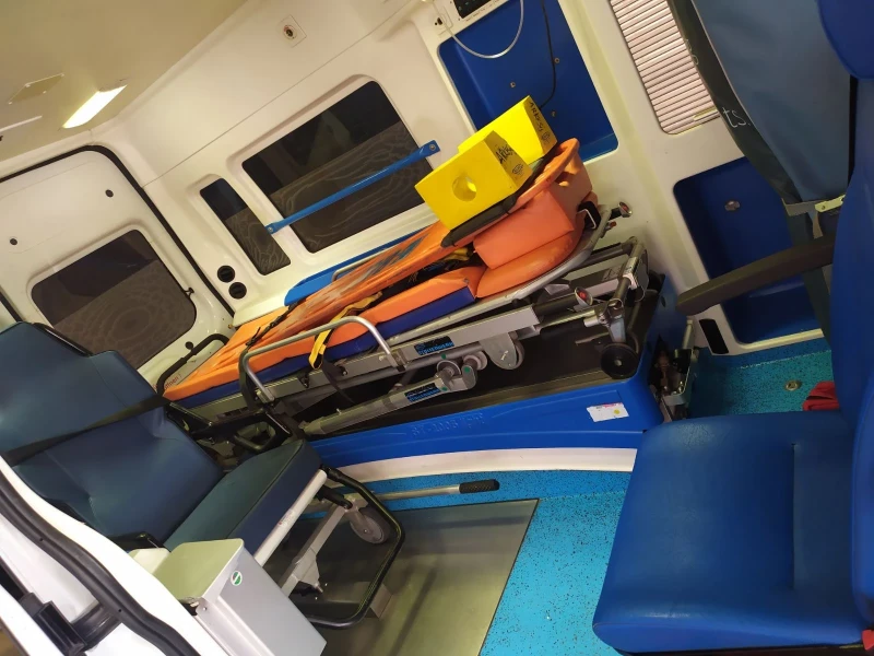 Ford Transit 2.2 TDCI, снимка 4 - Бусове и автобуси - 50083602