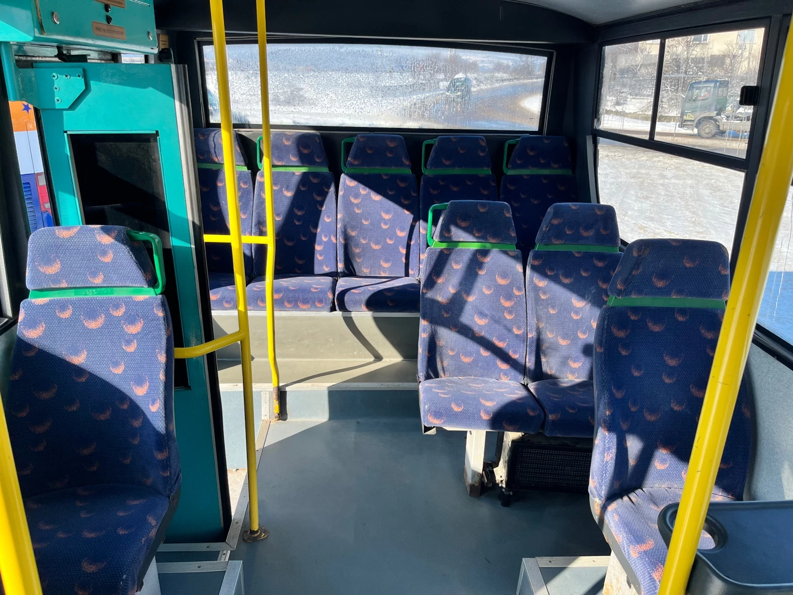 Isuzu Urban | Mobile.bg � ����������� 8