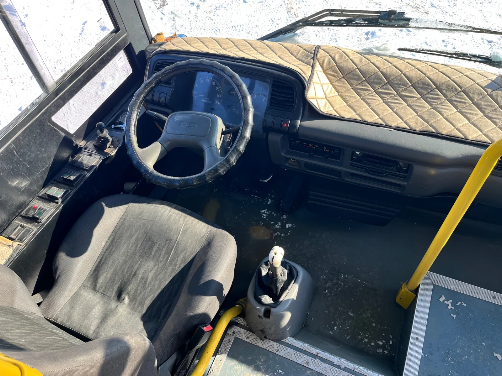 Isuzu Urban | Mobile.bg � ����������� 6