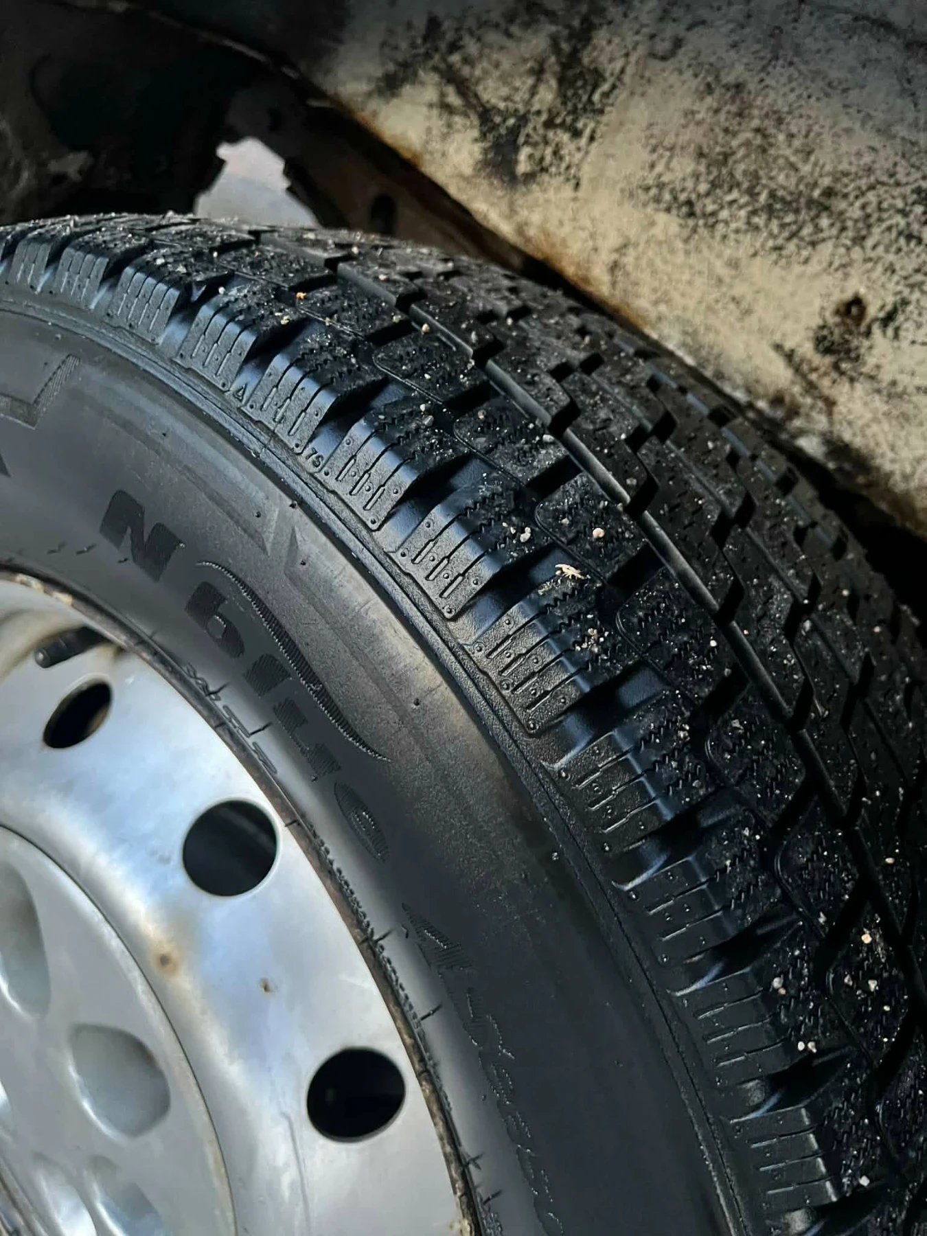 Iveco Daily, снимка 4 - Бусове и автобуси - 54284771