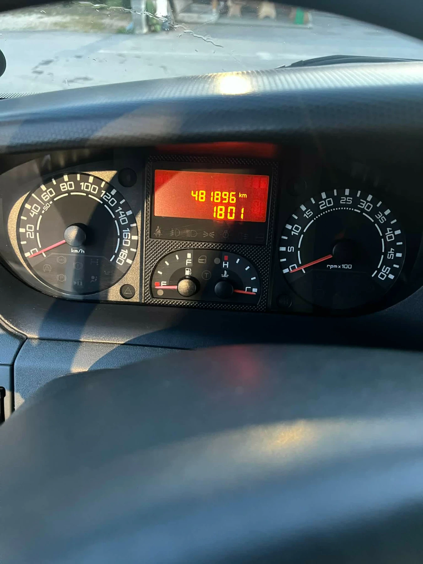 Iveco Daily, снимка 12 - Бусове и автобуси - 54284771