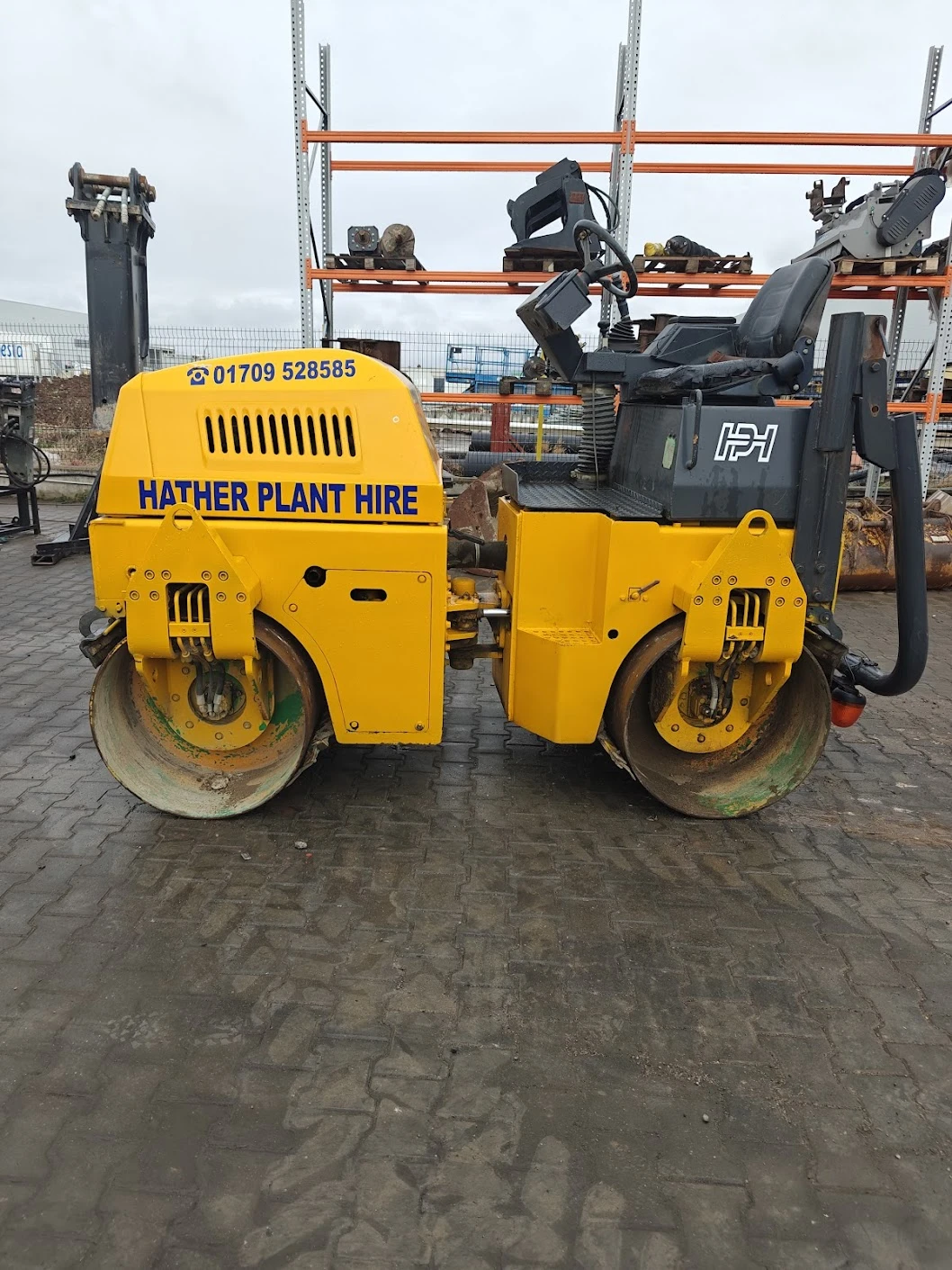 Валяк Друга марка Terex TV1200 - изображение 4