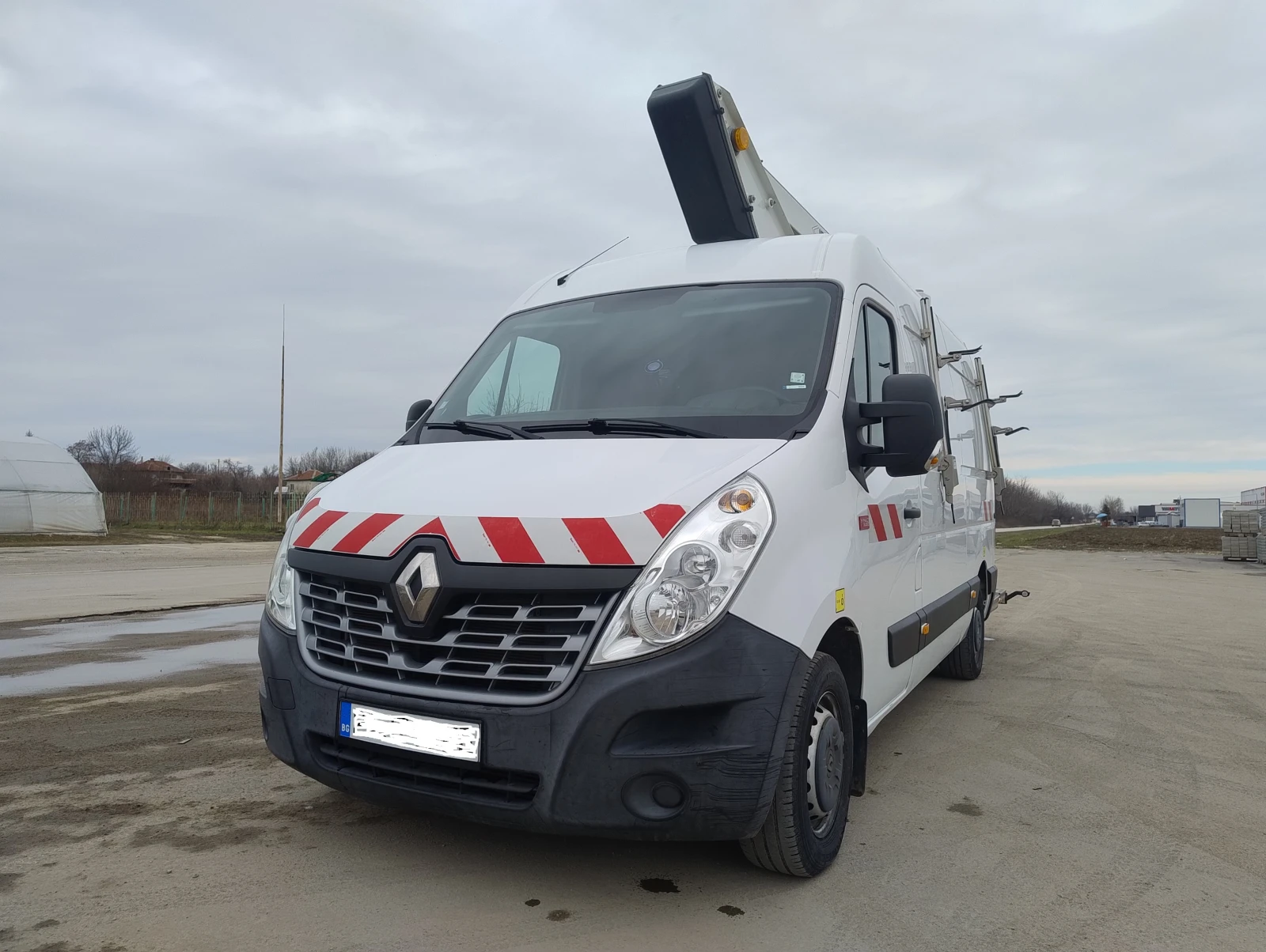 Автовишка Versalift Renault Master 
