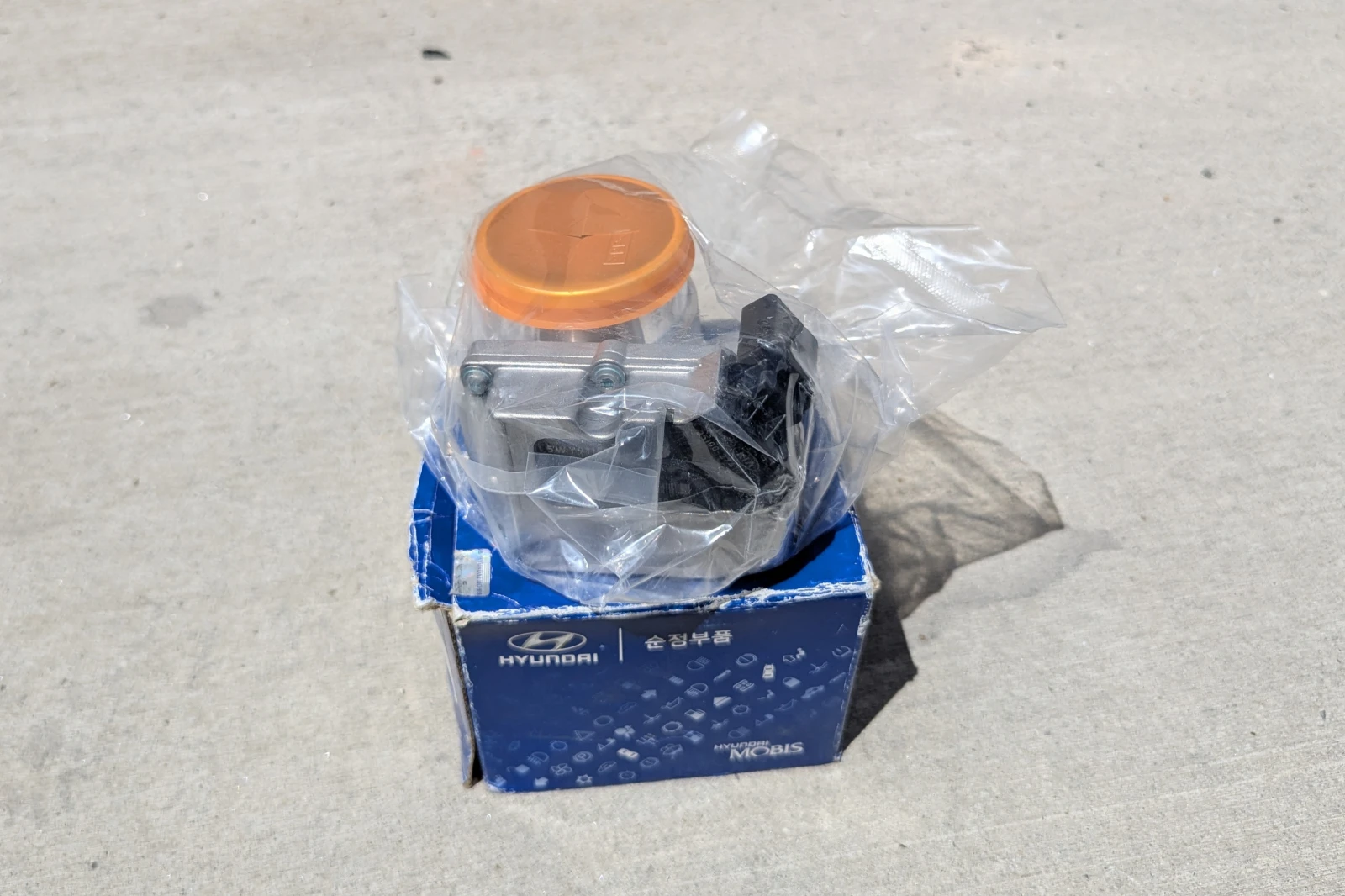 Дроселова клапа Hyundai/KIA OEM 3510027410, снимка 2 - Части - 54502229