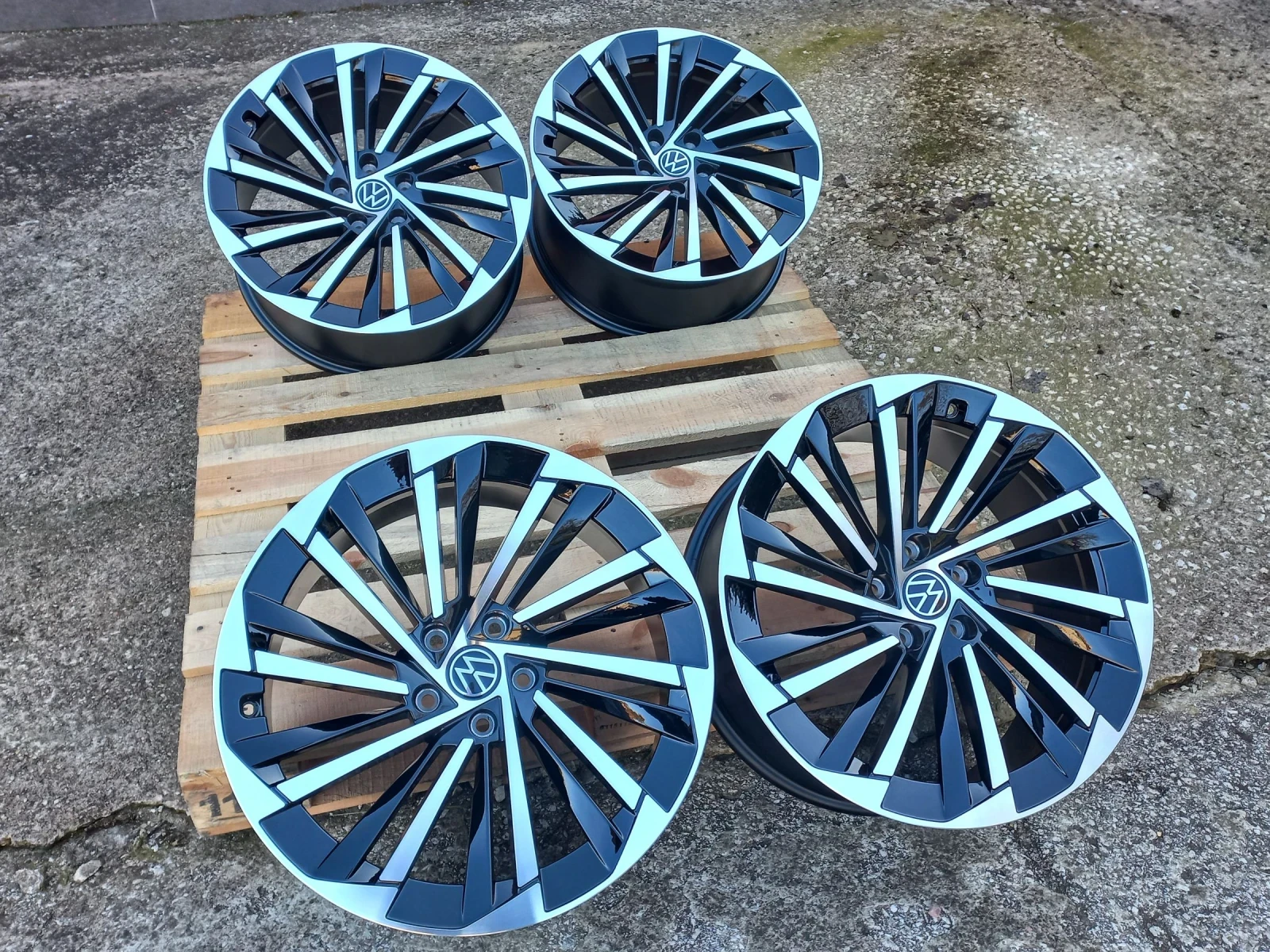 Джанти за Skoda, снимка 4 - Гуми и джанти - 53756297