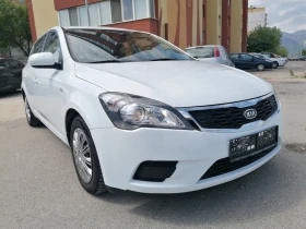 Kia Ceed 1.6 CRDI 6sk , снимка 2