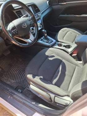 Hyundai Elantra, снимка 6