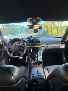 Mercedes-Benz E 320, снимка 7