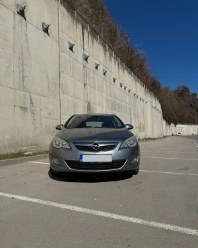 Opel Astra 1.6, снимка 1