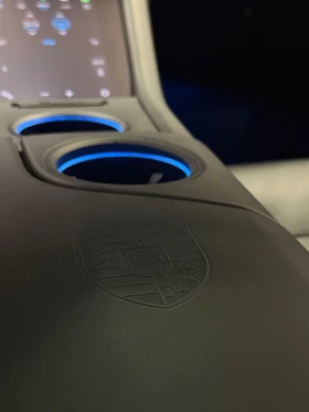 Porsche Taycan 4S  | Mobile.bg    12
