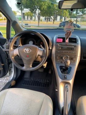 Обява за продажба на Toyota Auris  1.4 D4D / КОЖА ~10 000 лв. - изображение 8