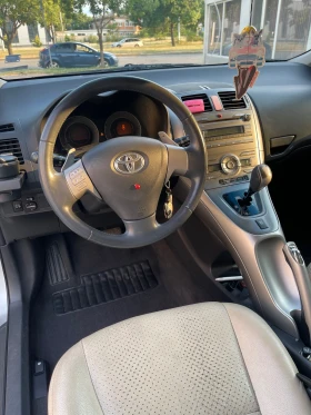 Обява за продажба на Toyota Auris  1.4 D4D / КОЖА ~10 000 лв. - изображение 9