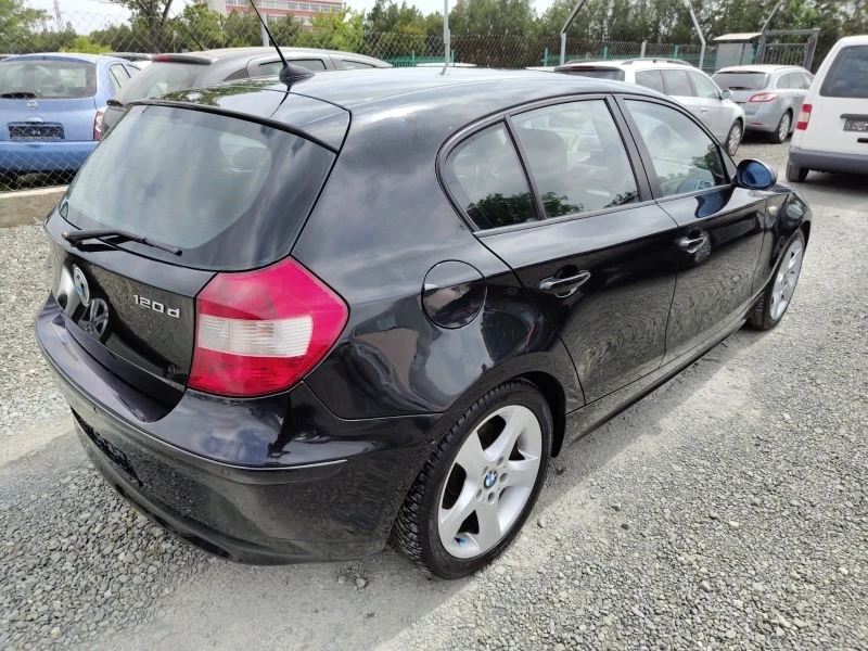 BMW 120 2.0D, снимка 4 - Автомобили и джипове - 45523645