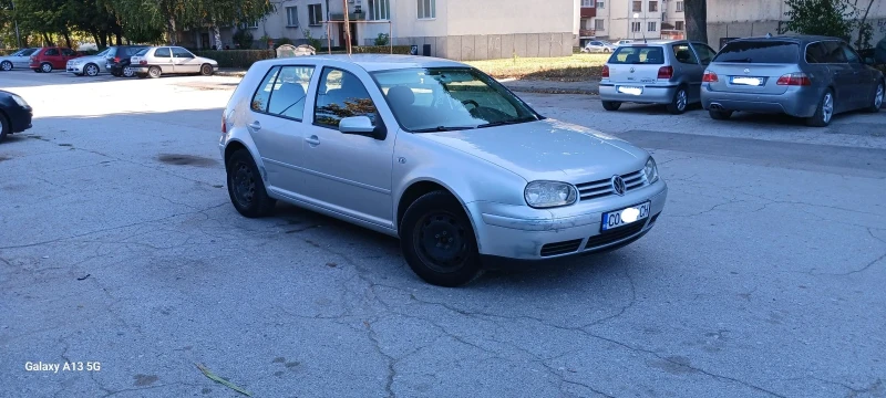 VW Golf 1.9тди , снимка 3 - Автомобили и джипове - 47554631