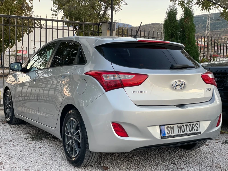 Hyundai I30 1.4i 1-ВИ Собст. ПЪЛЕН СЕРВИЗ, снимка 14 - Автомобили и джипове - 47695307