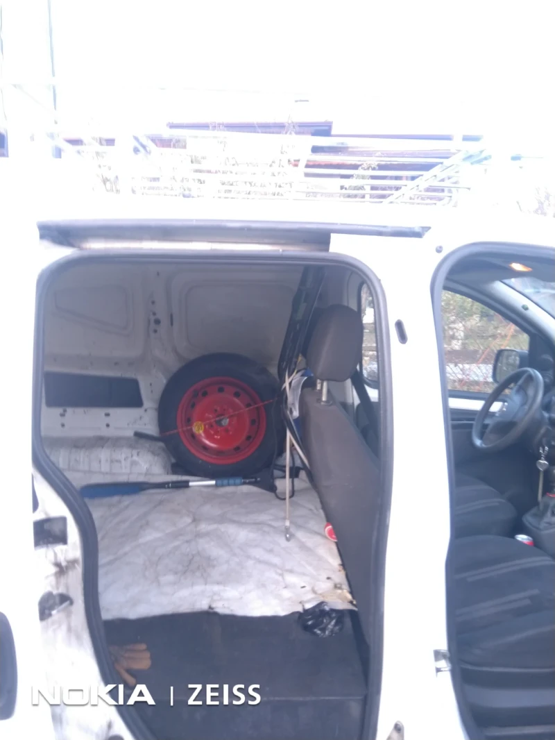 Fiat Fiorino 1.4 GNG, снимка 11 - Автомобили и джипове - 48356272