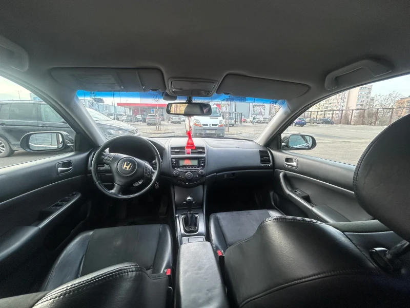 Honda Accord 2.2 CDI, снимка 7 - Автомобили и джипове - 48788999