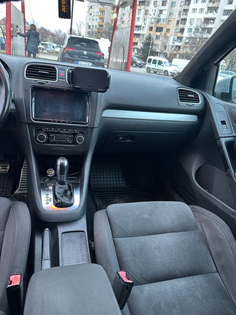 VW Golf 2.0TDI, снимка 8 - Автомобили и джипове - 49316845