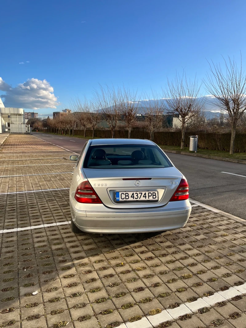 Mercedes-Benz C 220 W203 2.2 CDI- 143к.c. Elegance, снимка 4 - Автомобили и джипове - 49421989