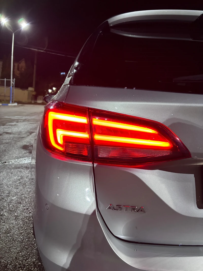 Opel Astra ST 1.6cdti, снимка 6 - Автомобили и джипове - 51608211