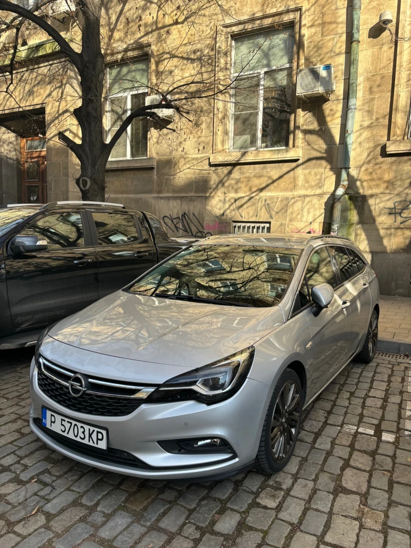 Opel Astra ST 1.6cdti, снимка 14 - Автомобили и джипове - 51608211