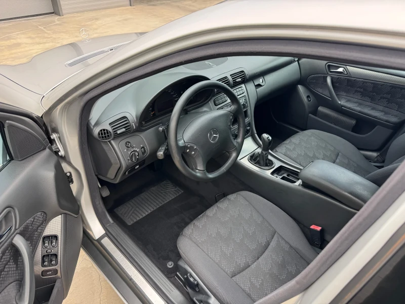 Mercedes-Benz C 200 2.0i KOMPRESSOR 163kc 6ck TOP TOP TOP!!!!, снимка 9 - Автомобили и джипове - 51452674
