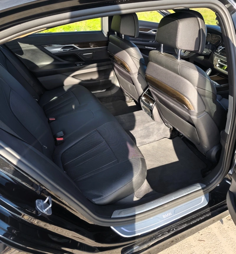BMW 740 LD xDrive, снимка 10 - Автомобили и джипове - 52291775