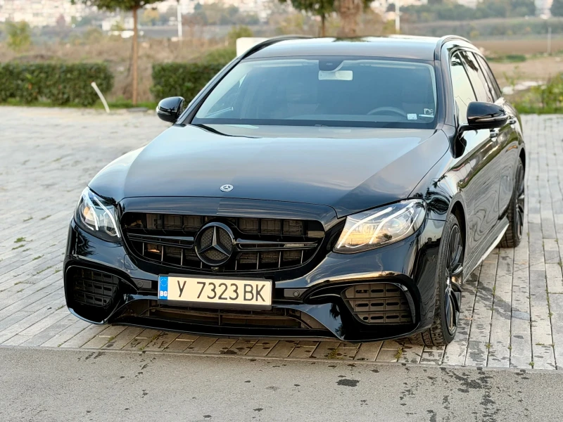 Mercedes-Benz E 220 AMG, снимка 2 - Автомобили и джипове - 52396959