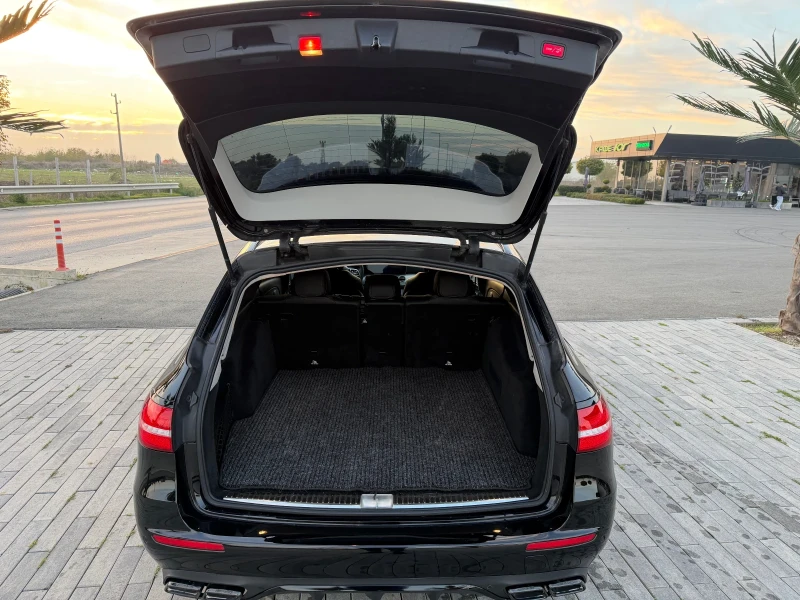 Mercedes-Benz E 220 AMG, снимка 15 - Автомобили и джипове - 52396959