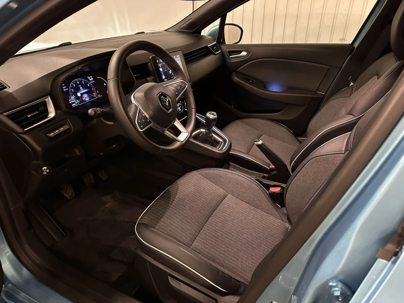 Renault Clio V TCE 100 LPG, снимка 9 - Автомобили и джипове - 52726106